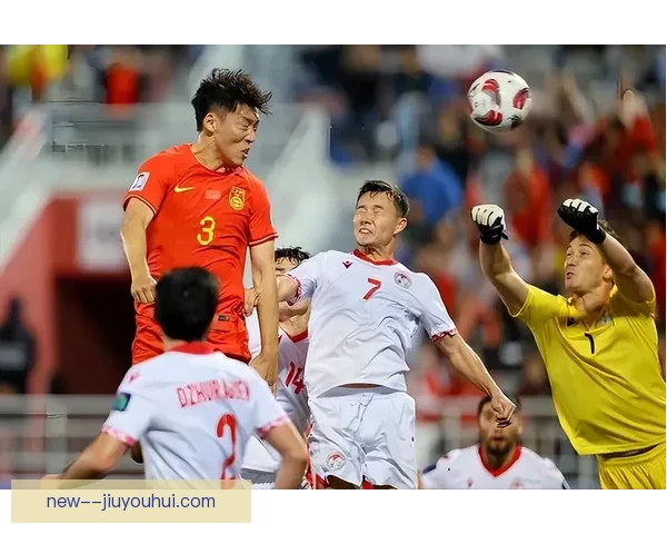 中国男足2026年世预赛因VAR判罚受益成功晋级引发热议